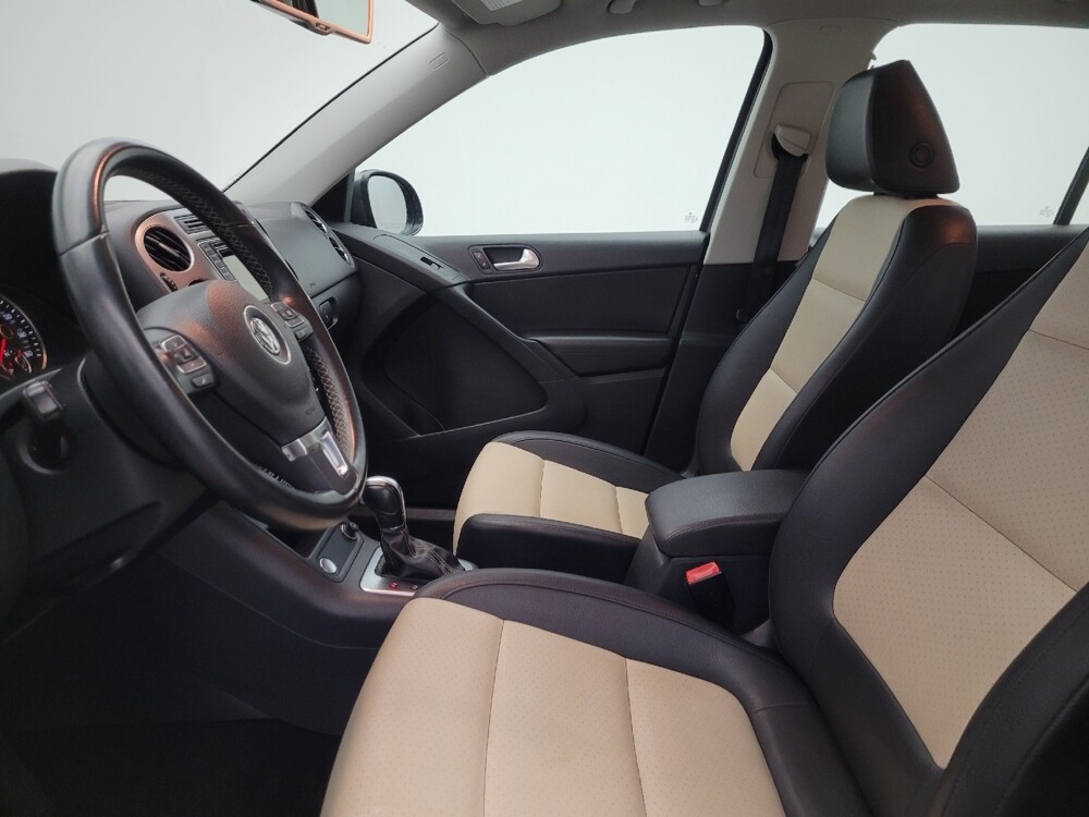 2016 Volkswagen Tiguan in Tucson, AZ 85705 - 18085968 17