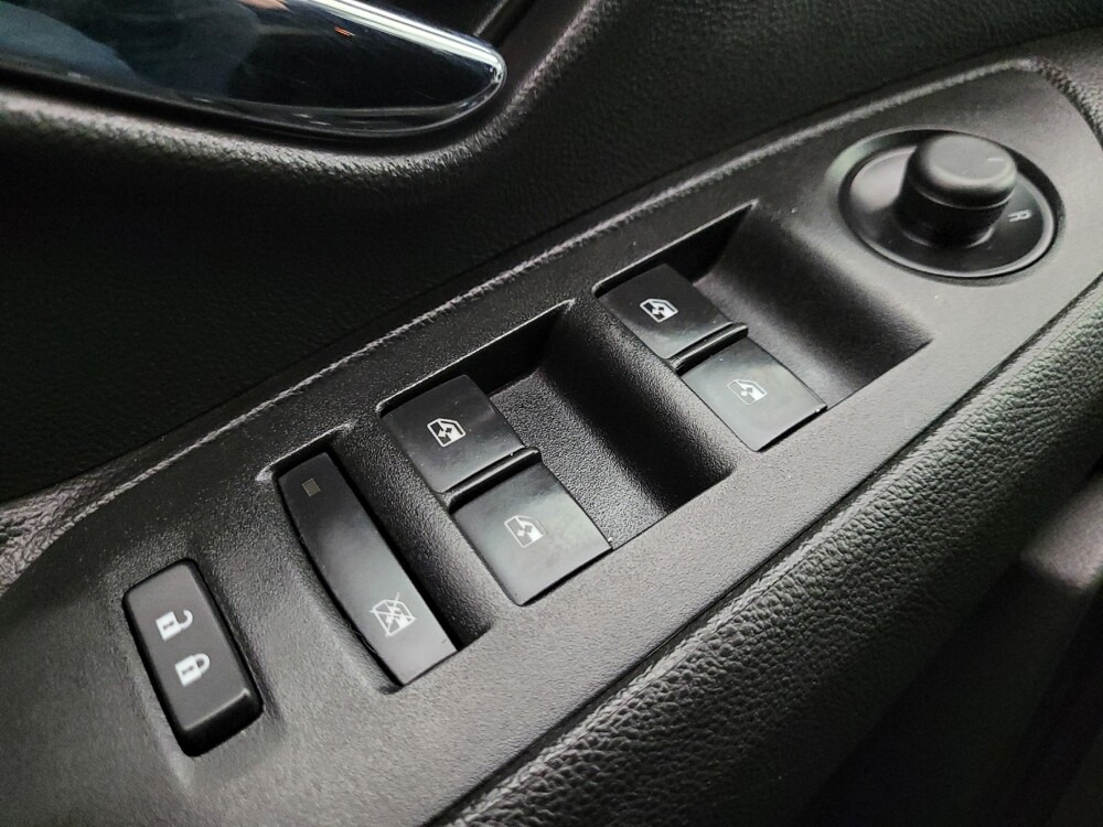 2019 Chevrolet Trax in Glendale, AZ 85301 - 18085969 27