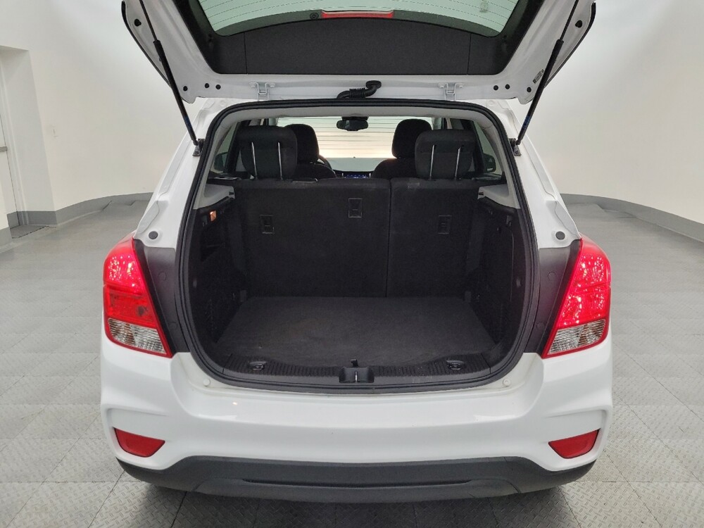 2019 Chevrolet Trax in Glendale, AZ 85301 - 18085969 29