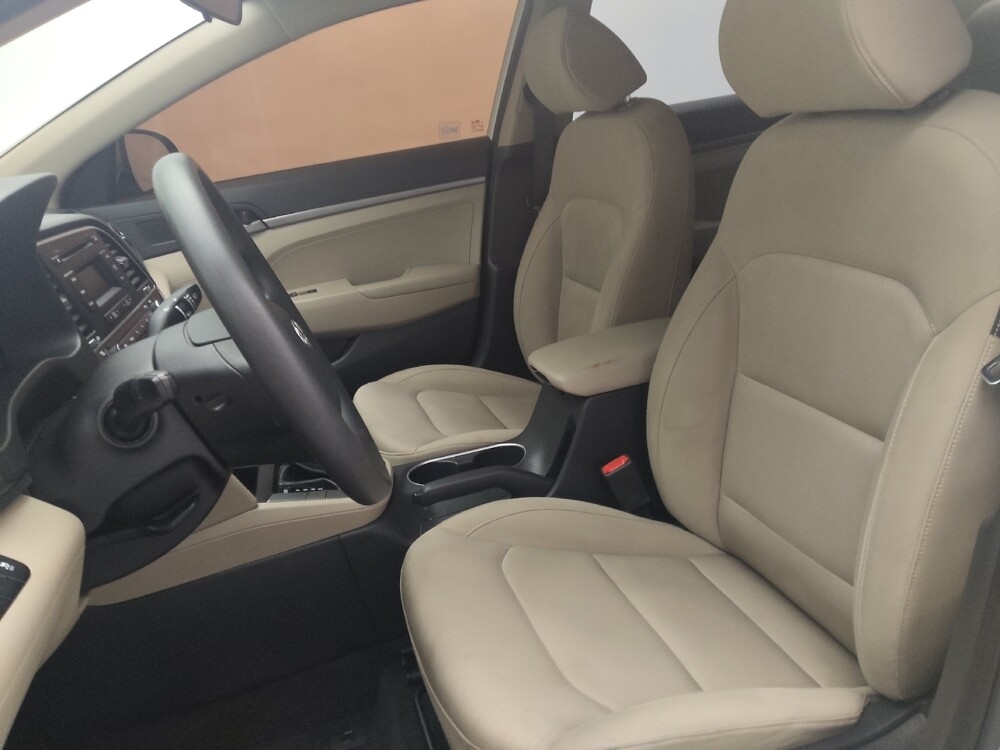 2017 Hyundai Elantra in Miami, FL 33157 - 18085976 17