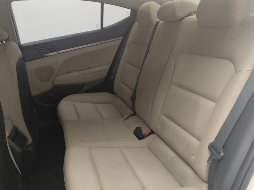 2017 Hyundai Elantra in Miami, FL 33157 - 18085976 18