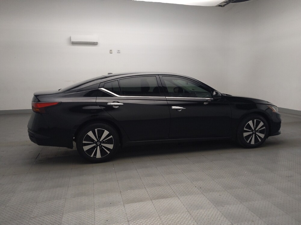 2022 Nissan Altima in Lubbock, TX 79424 - 18085977 10