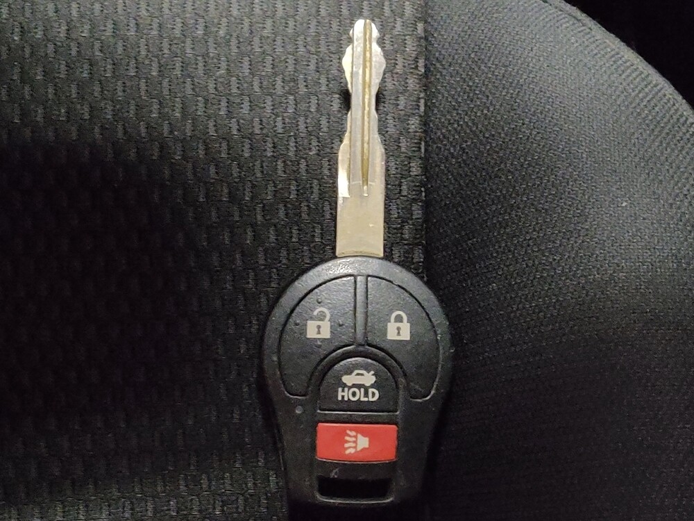 2015 Nissan Sentra in Orlando, FL 32808 - 18085984 32