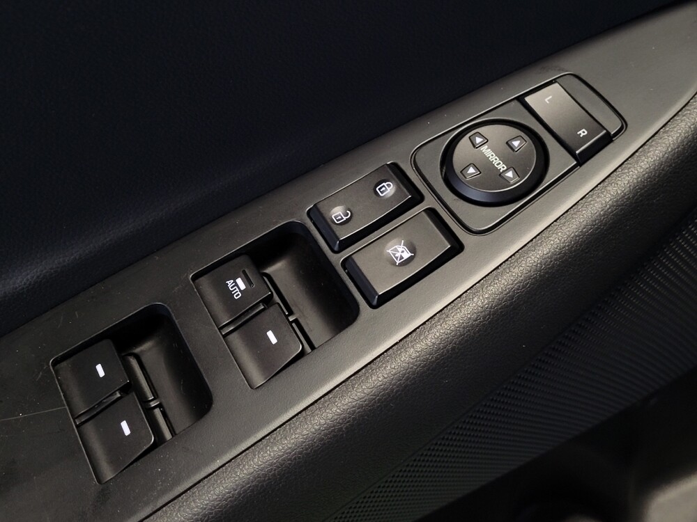 2017 Hyundai Tucson in Orlando, FL 32808 - 18085989 27