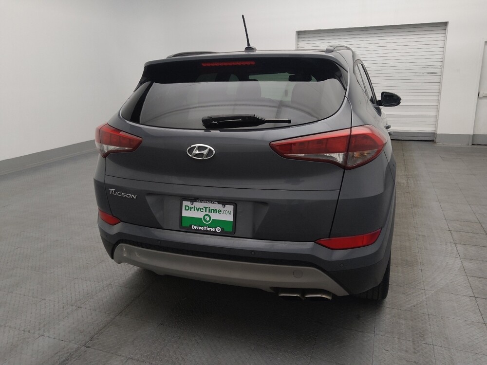 2017 Hyundai Tucson in Orlando, FL 32808 - 18085989 7