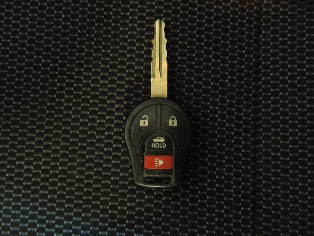 2018 Nissan Versa in Pensacola, FL 32505 - 18085993 32