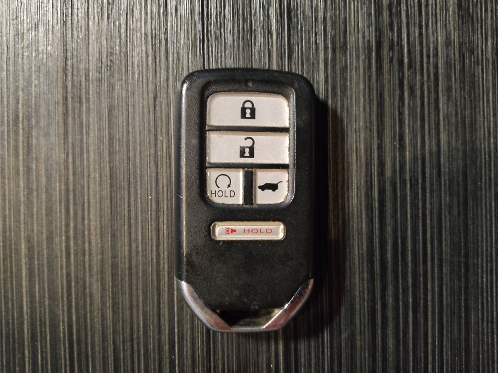 2018 Honda Pilot in Mobile, AL 36606 - 18085995 32