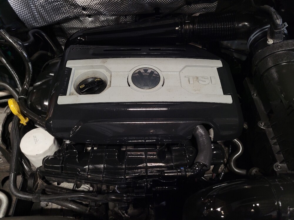 2016 Volkswagen Tiguan in Pensacola, FL 32505 - 18085997 30