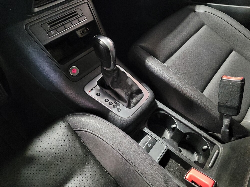 2016 Volkswagen Tiguan in Pensacola, FL 32505 - 18085997 26