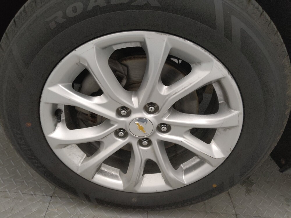 2019 Chevrolet Equinox in Winston-Salem, NC 27103 - 18086000 31