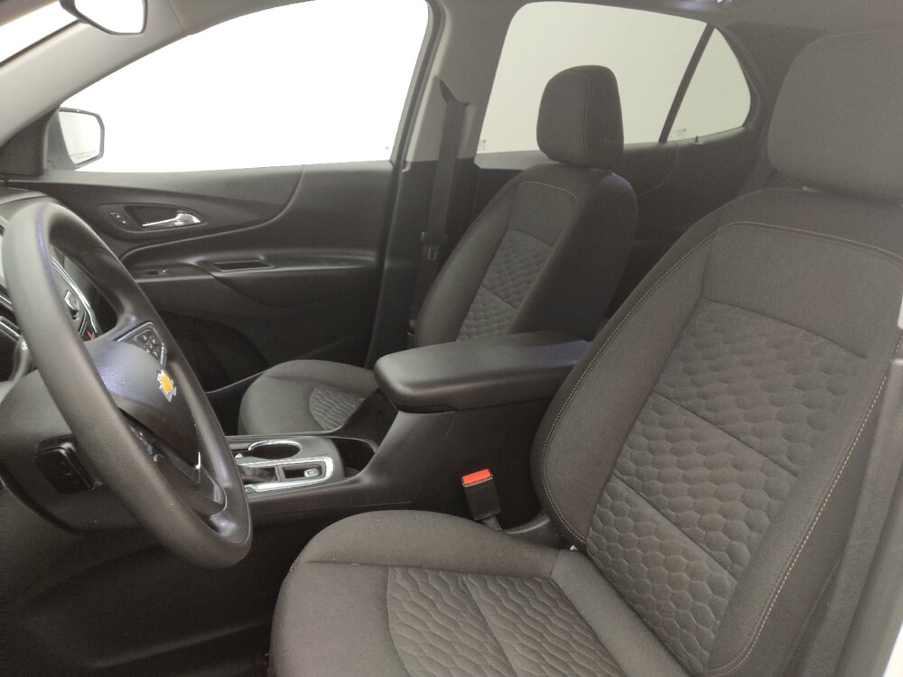 2019 Chevrolet Equinox in Winston-Salem, NC 27103 - 18086000 17