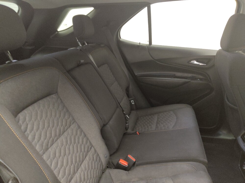 2019 Chevrolet Equinox in Winston-Salem, NC 27103 - 18086000 19