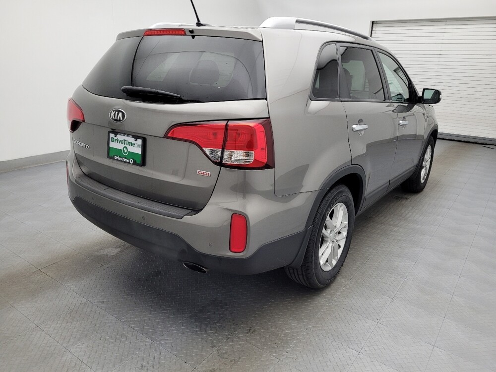2014 Kia Sorento in Raleigh, NC 27604 - 18086002 9