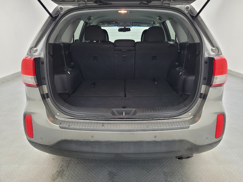 2014 Kia Sorento in Raleigh, NC 27604 - 18086002 29