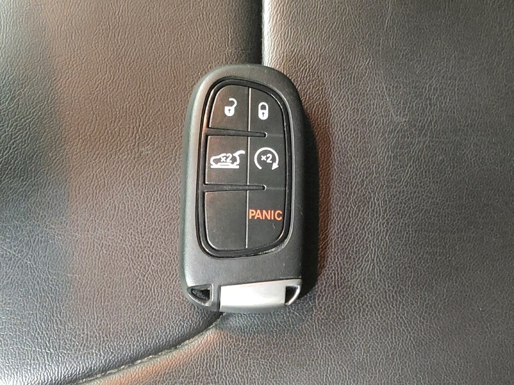 2022 Jeep Cherokee in Greensboro, NC 27407 - 18086007 32