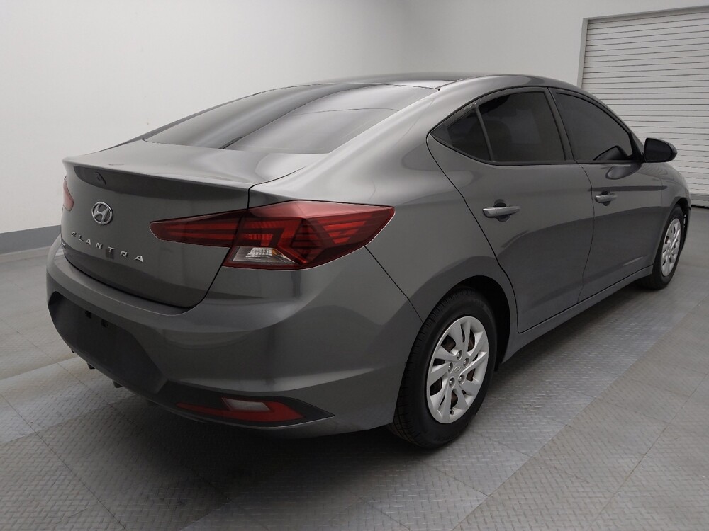 2020 Hyundai Elantra in Denver, CO 80012 - 18086011 9