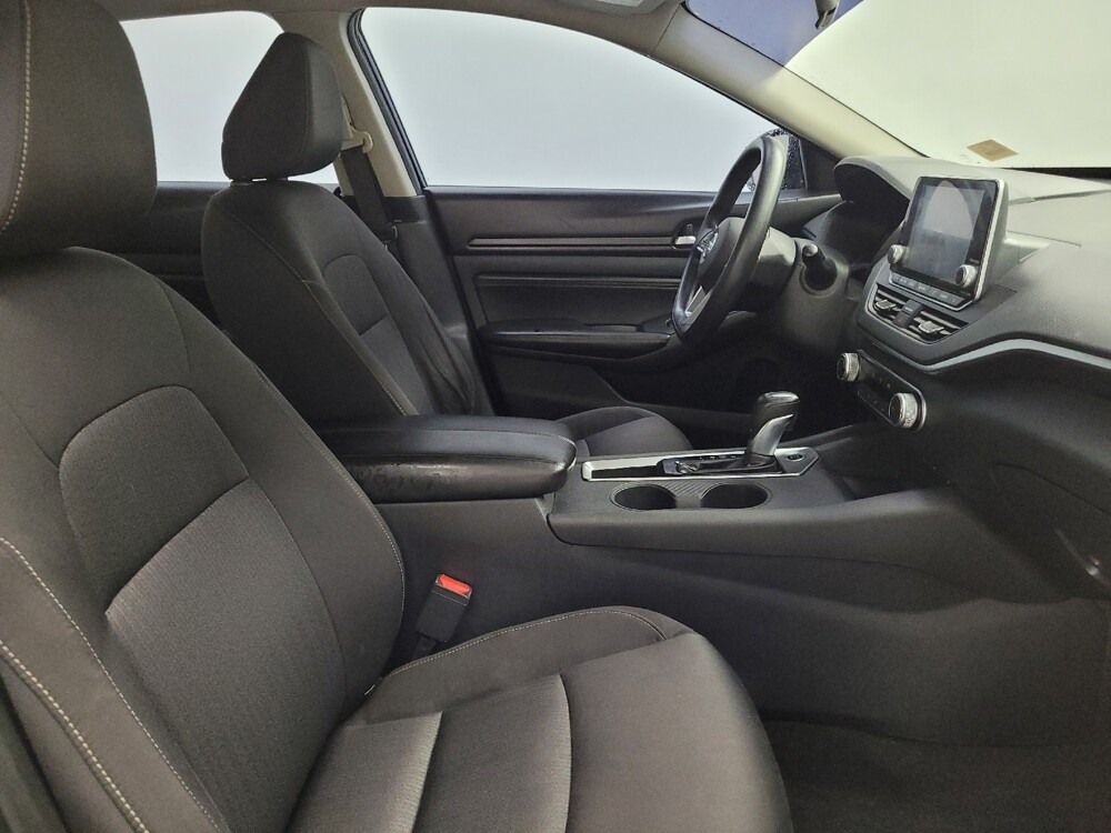 2020 Nissan Altima in Madison, TN 37115 - 18086018 21