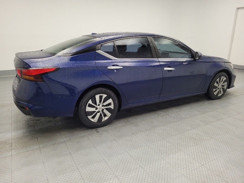2020 Nissan Altima in Madison, TN 37115 - 18086018 10