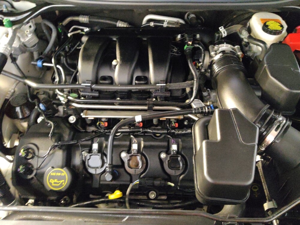 2019 Ford Explorer in Live Oak, TX 78233 - 18086022 30