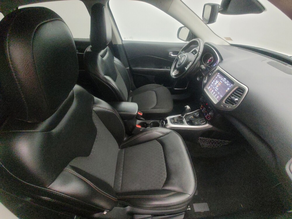 2018 Jeep Compass in Houston, TX 77060 - 18086023 21