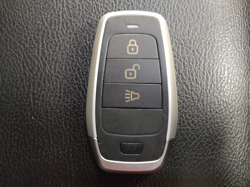 2018 Jeep Compass in Houston, TX 77060 - 18086023 32