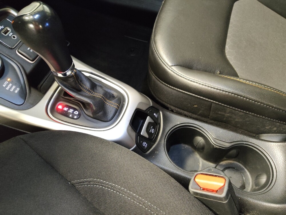 2018 Jeep Compass in Houston, TX 77060 - 18086023 26