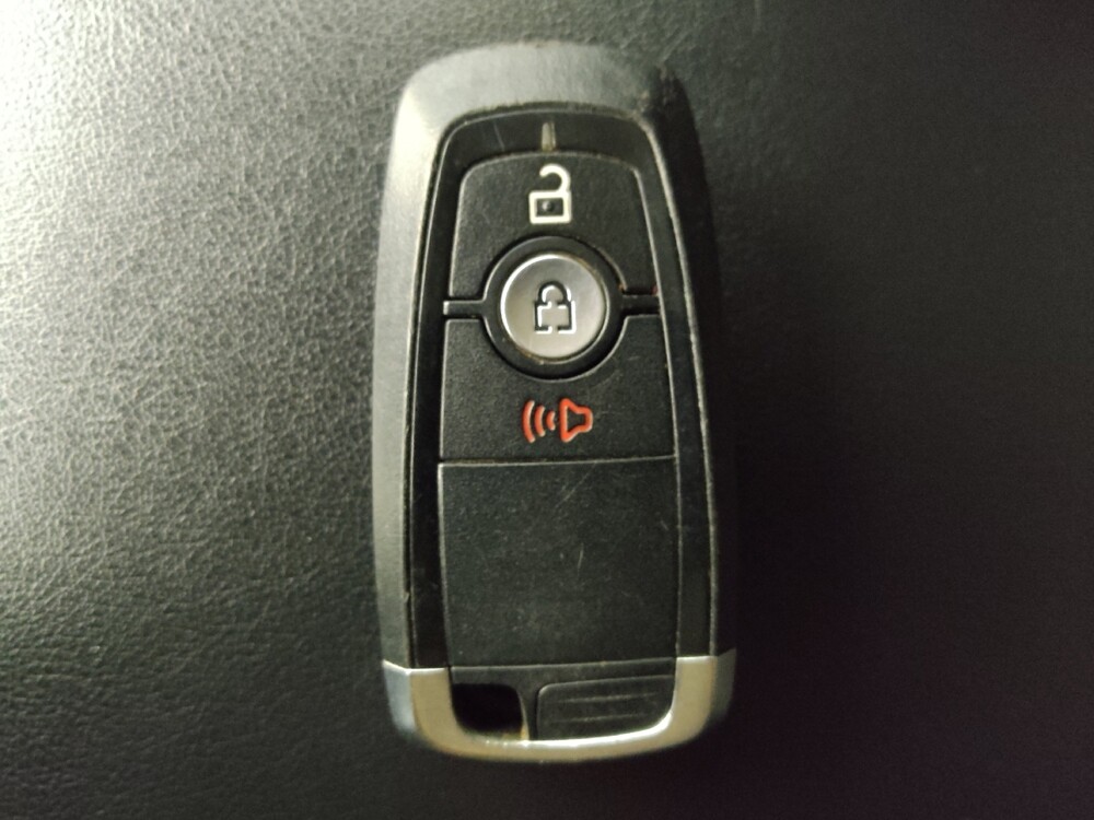 2022 Ford Edge in Houston, TX 77060 - 18086026 32