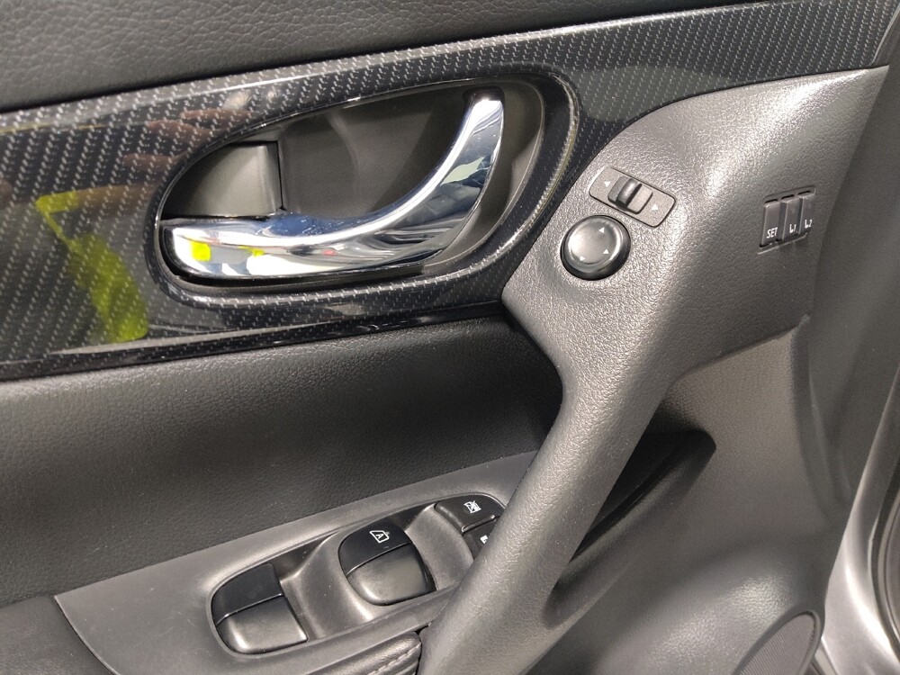 2020 Nissan Rogue in Columbus, OH 43228 - 18086036 27