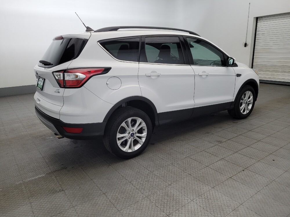 2018 Ford Escape in Chesapeake, VA 23320 - 18086044 10