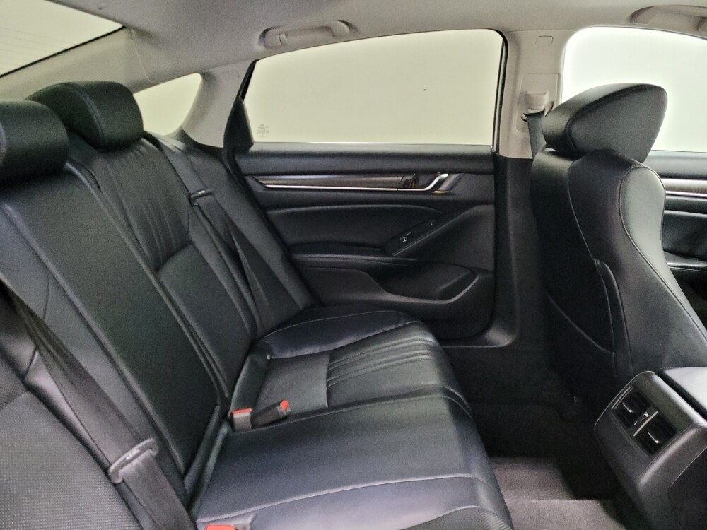 2018 Honda Accord in Pittsburgh, PA 15237 - 18086047 19