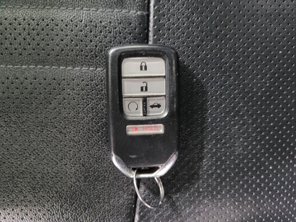 2018 Honda Accord in Pittsburgh, PA 15237 - 18086047 32