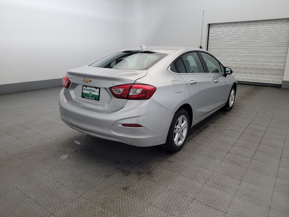 2018 Chevrolet Cruze in Chesapeake, VA 23320 - 18086060 9