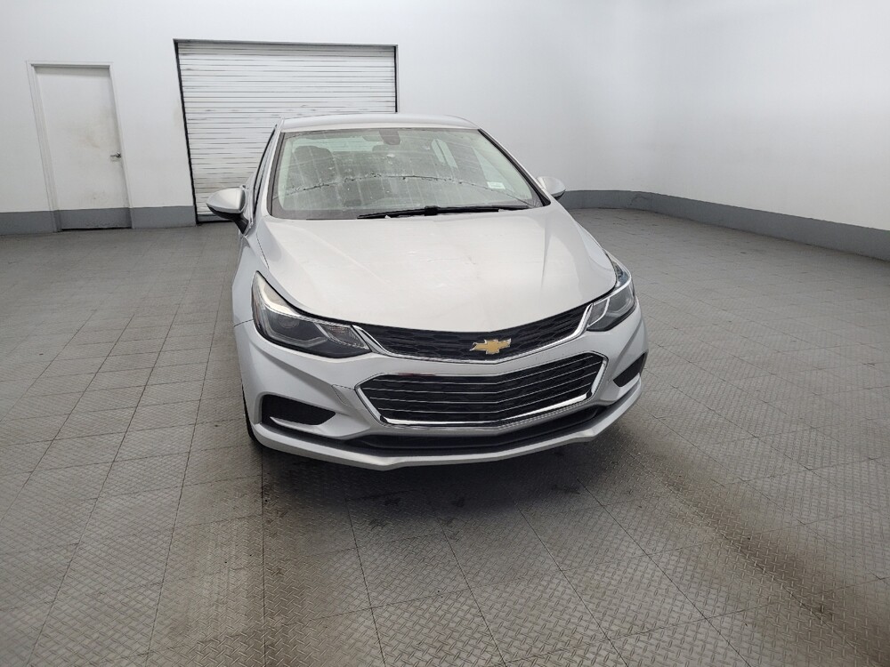 2018 Chevrolet Cruze in Chesapeake, VA 23320 - 18086060 14