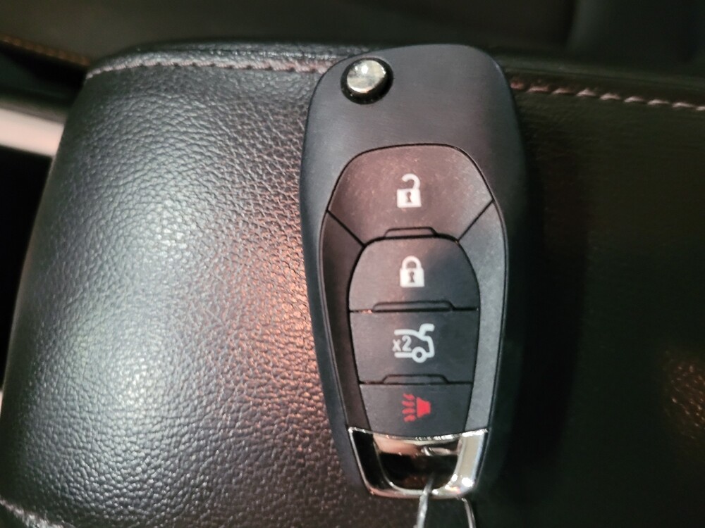 2016 Chevrolet Cruze in New Castle, DE 19720 - 18086061 32