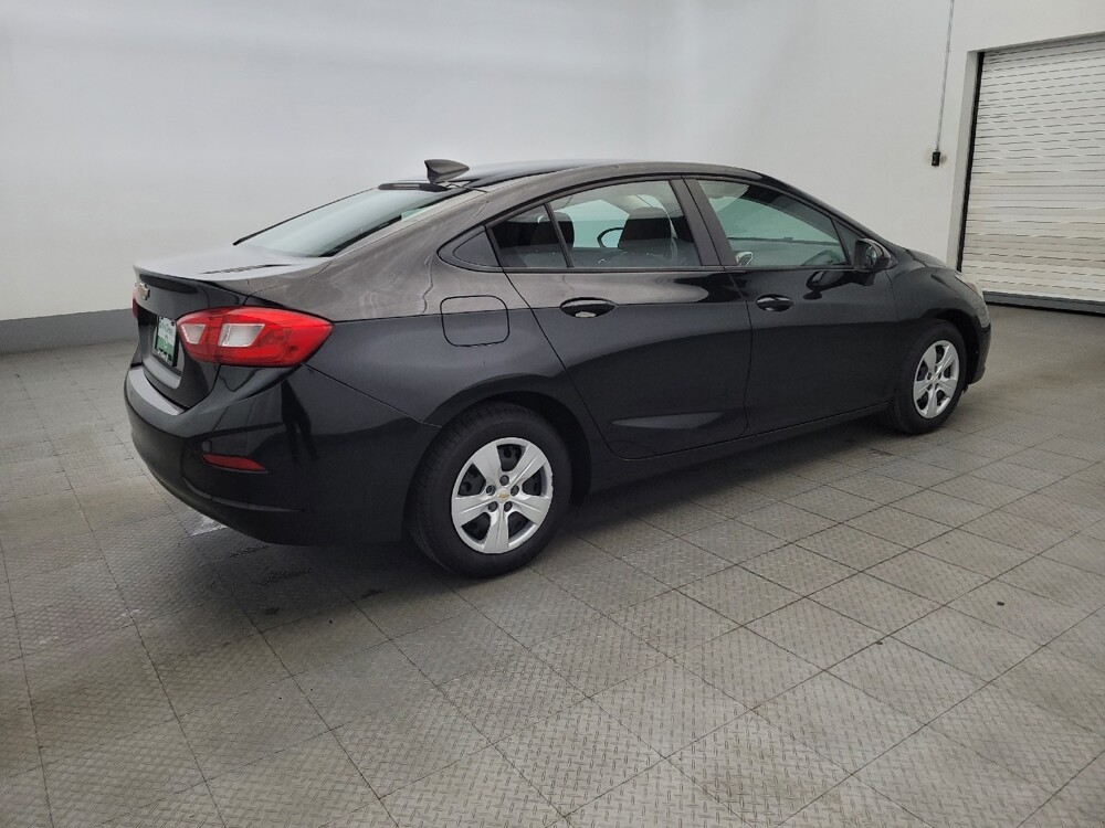 2016 Chevrolet Cruze in New Castle, DE 19720 - 18086061 10