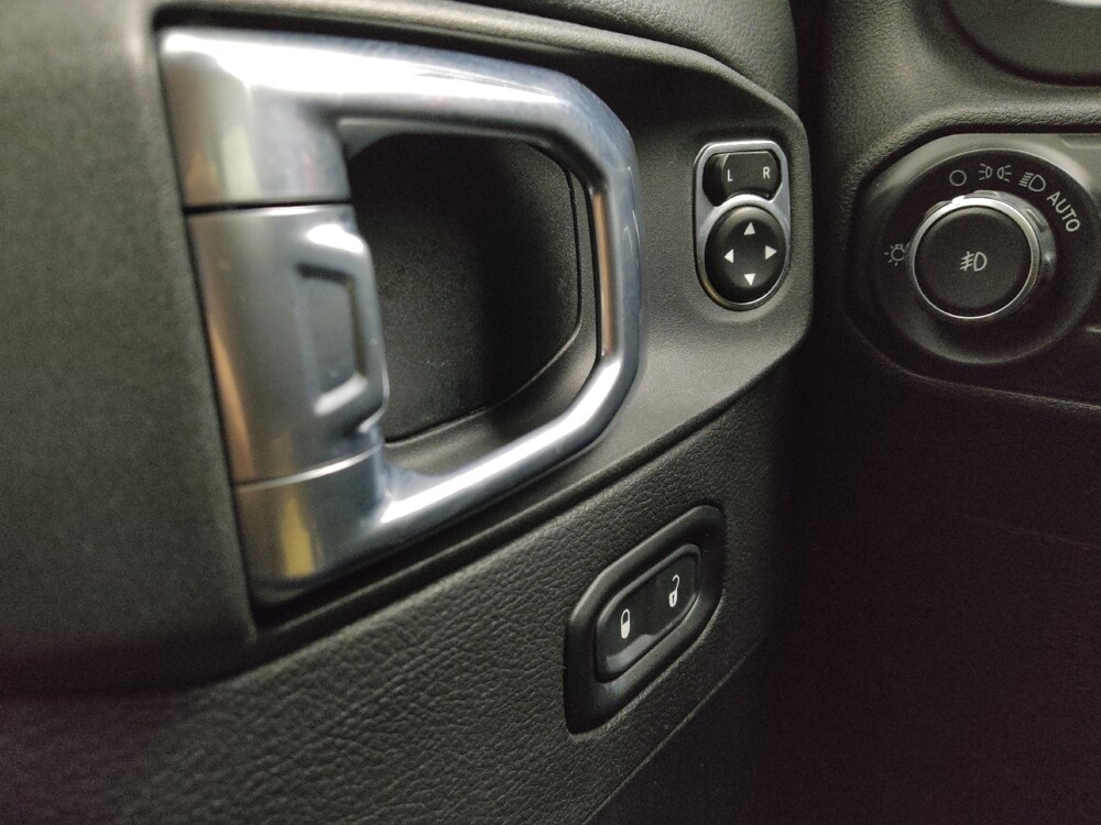 2021 Jeep Wrangler in Springfield, MO 65807 - 18086067 27