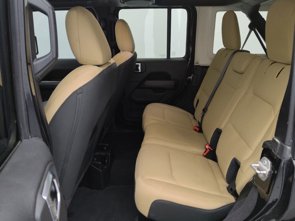 2021 Jeep Wrangler in Springfield, MO 65807 - 18086067 18