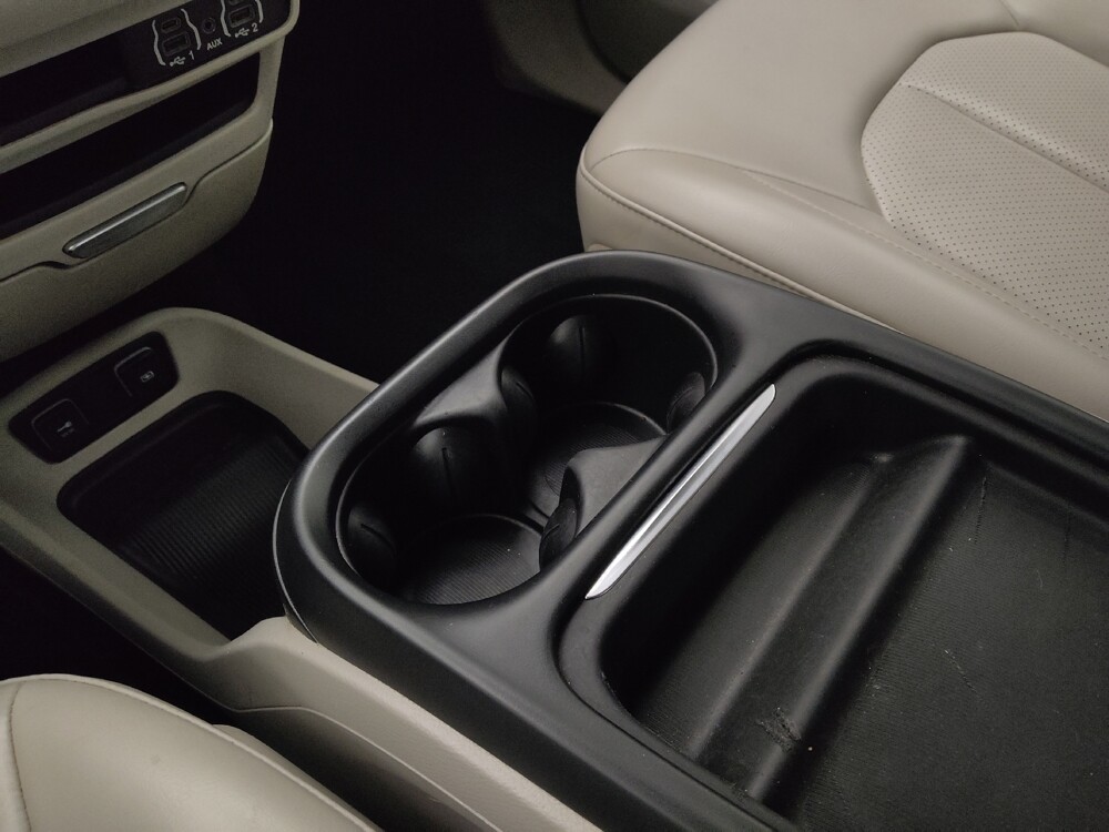 2021 Chrysler Voyager in Topeka, KS 66611 - 18086068 26