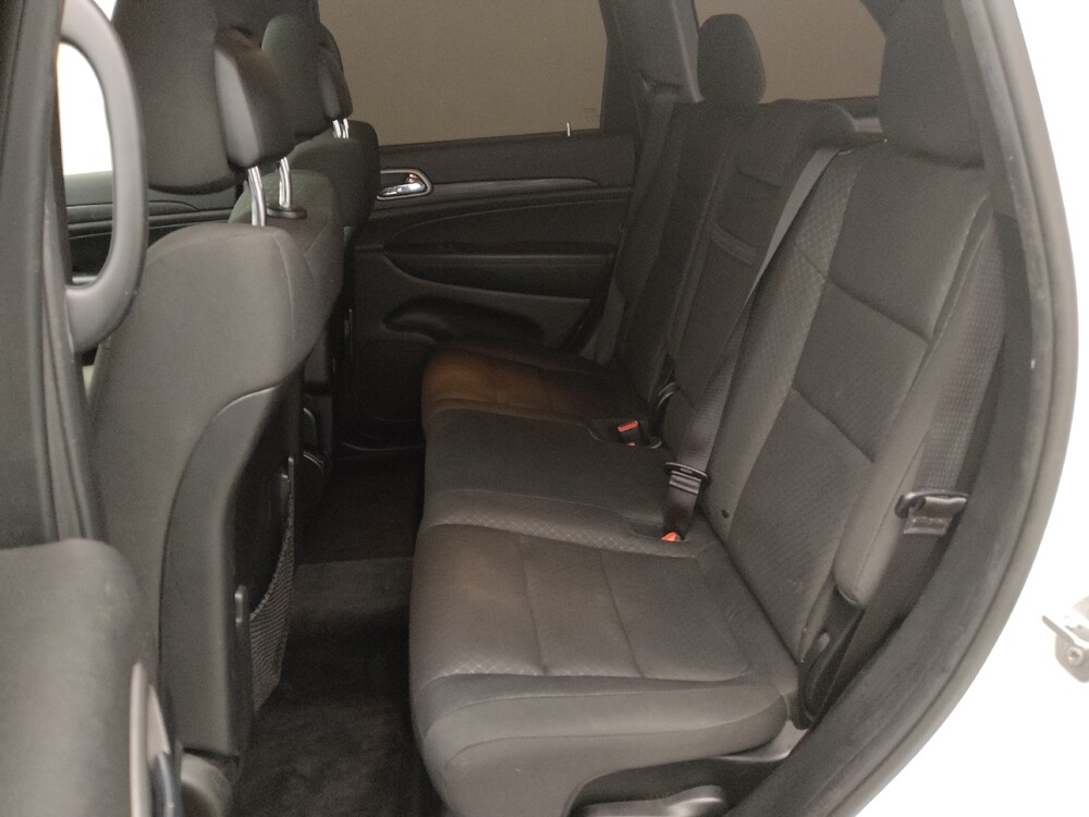 2019 Jeep Grand Cherokee in Topeka, KS 66611 - 18086070 18