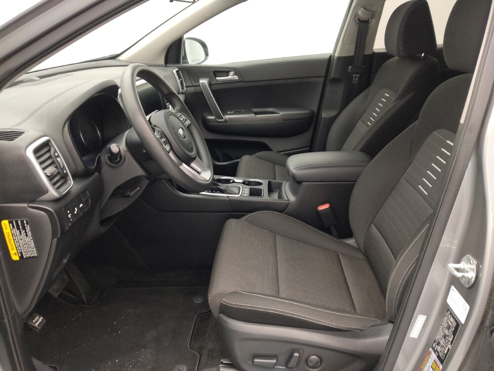 2020 Kia Sportage in Gladstone, MO 64118 - 18086071 17