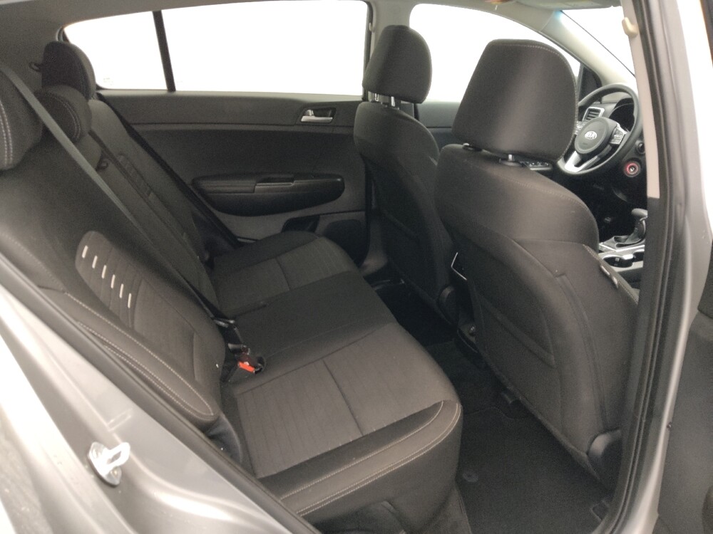 2020 Kia Sportage in Gladstone, MO 64118 - 18086071 19
