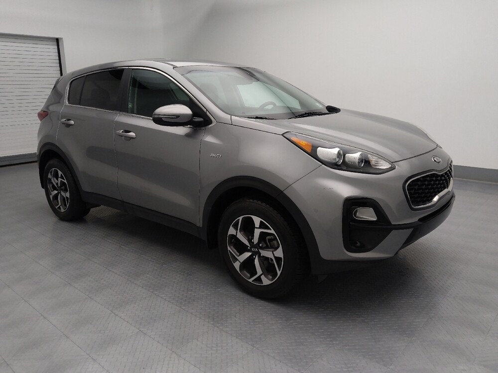 2020 Kia Sportage in Gladstone, MO 64118 - 18086071 11
