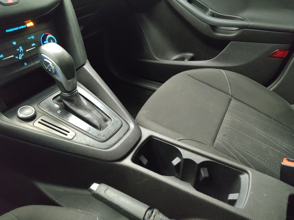 2017 Ford Focus in Midlothian, IL 60445 - 18086072 26