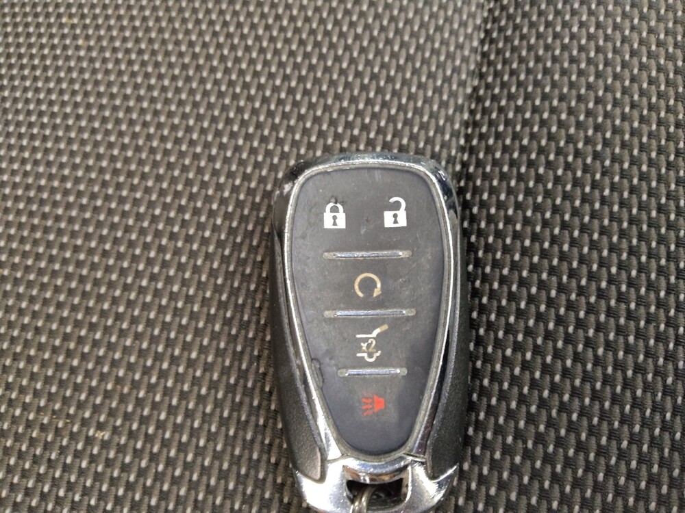 2020 Chevrolet Traverse in Des Moines, IA 50310 - 18086076 32