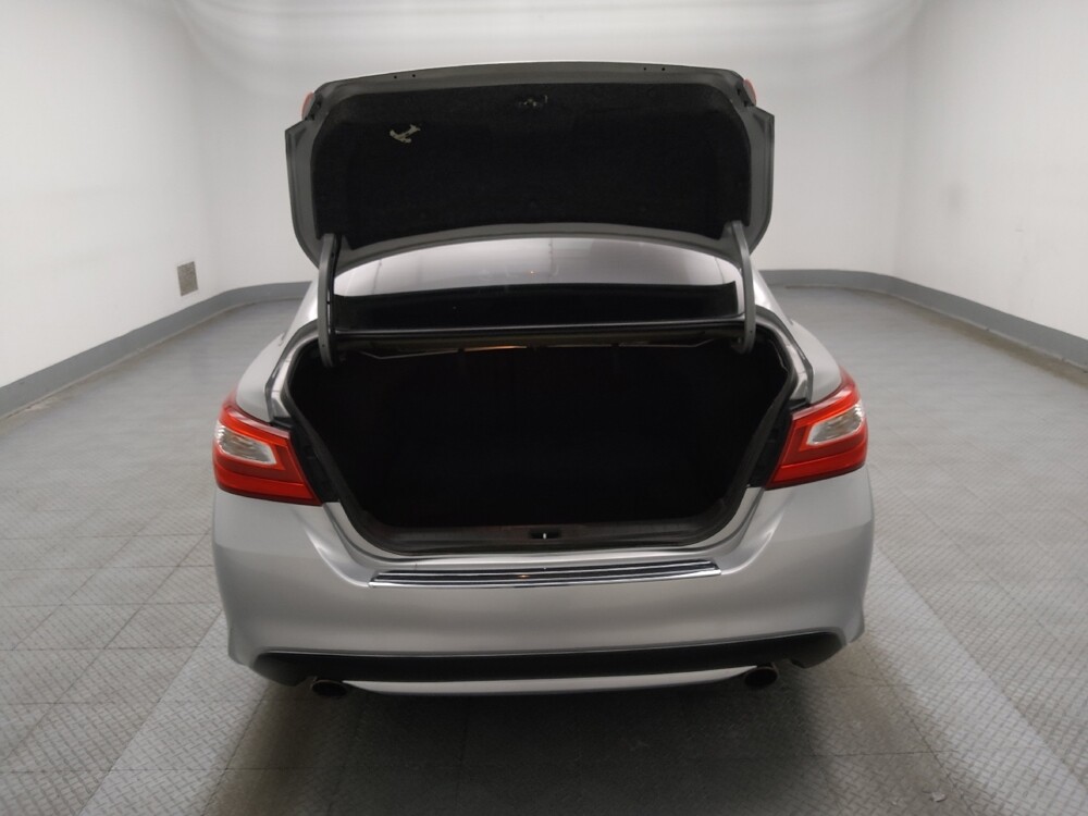 2016 Nissan Altima in Midlothian, IL 60445 - 18086077 29