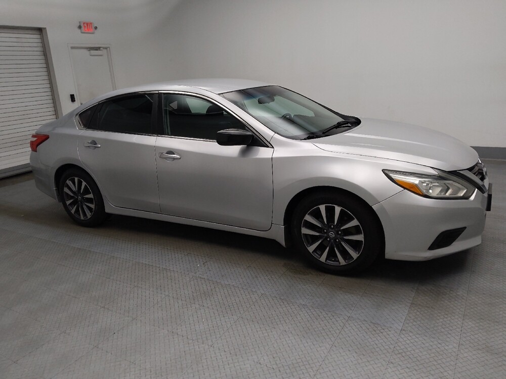 2016 Nissan Altima in Midlothian, IL 60445 - 18086077 11
