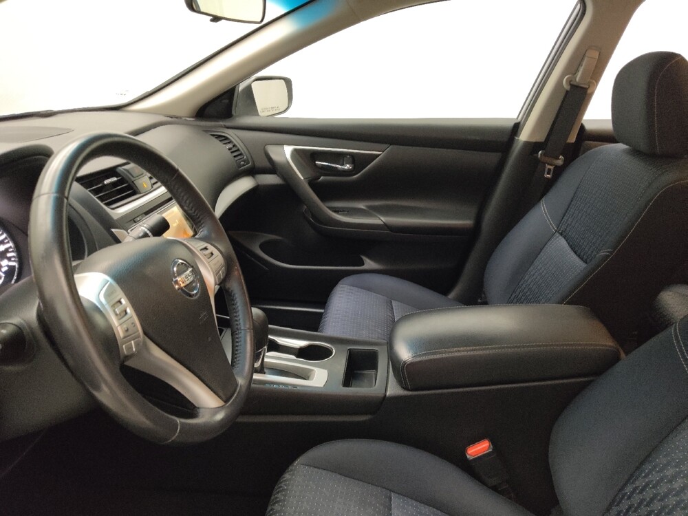 2016 Nissan Altima in Midlothian, IL 60445 - 18086077 17