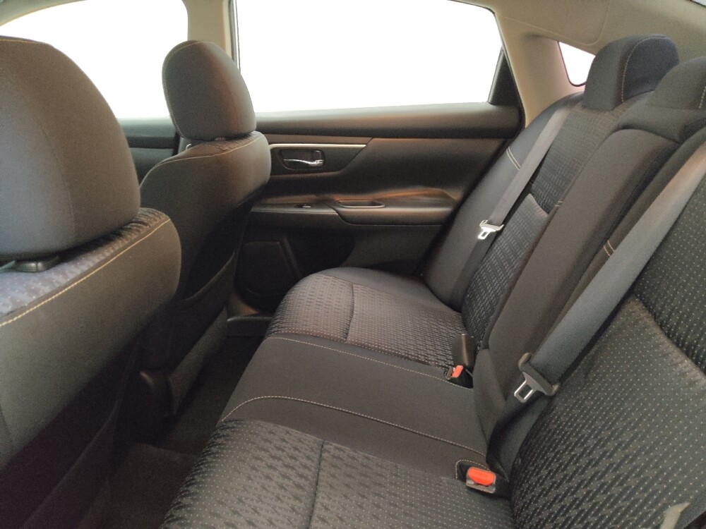 2016 Nissan Altima in Midlothian, IL 60445 - 18086077 18