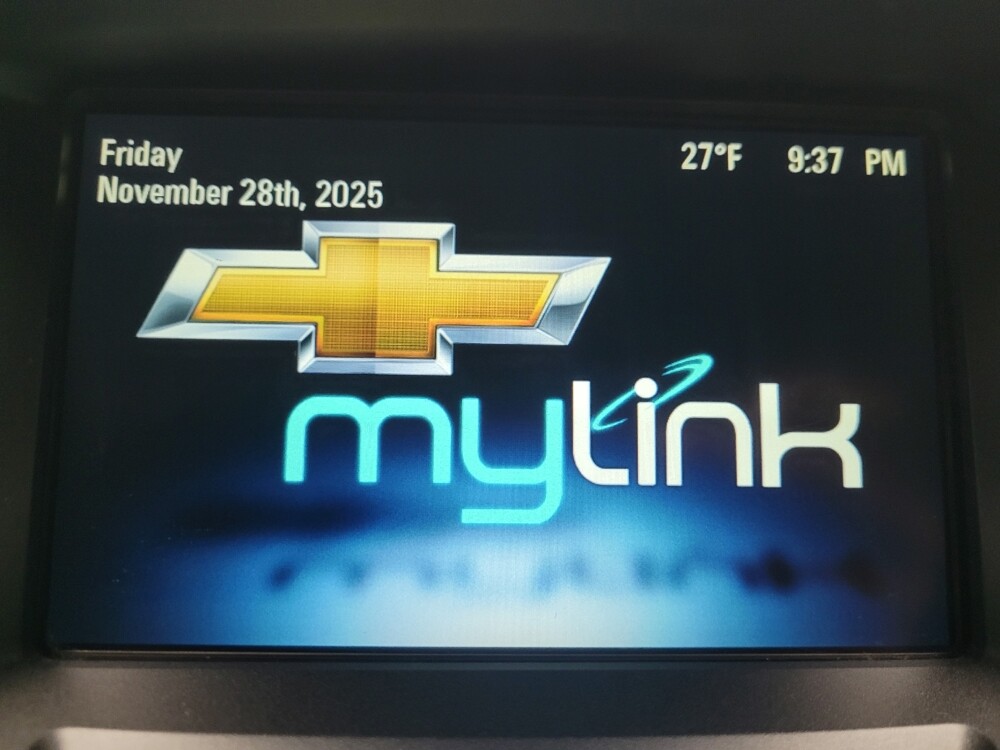 2016 Chevrolet Equinox in Grand Rapids, MI 49508 - 18086079 25