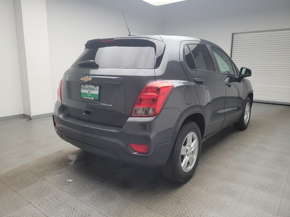 2019 Chevrolet Trax in Taylor, MI 48180 - 18086081 9